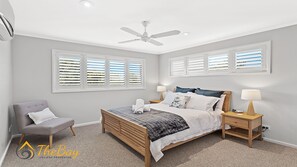 3 bedrooms, iron/ironing board, Internet, bed sheets - Moy at Nelson Bay - 2/30 Thurlow Avenue (Nelson Bay)