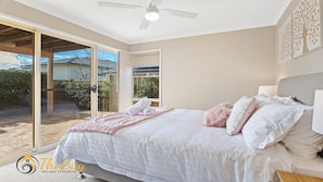 3 bedrooms, iron/ironing board, Internet, bed sheets