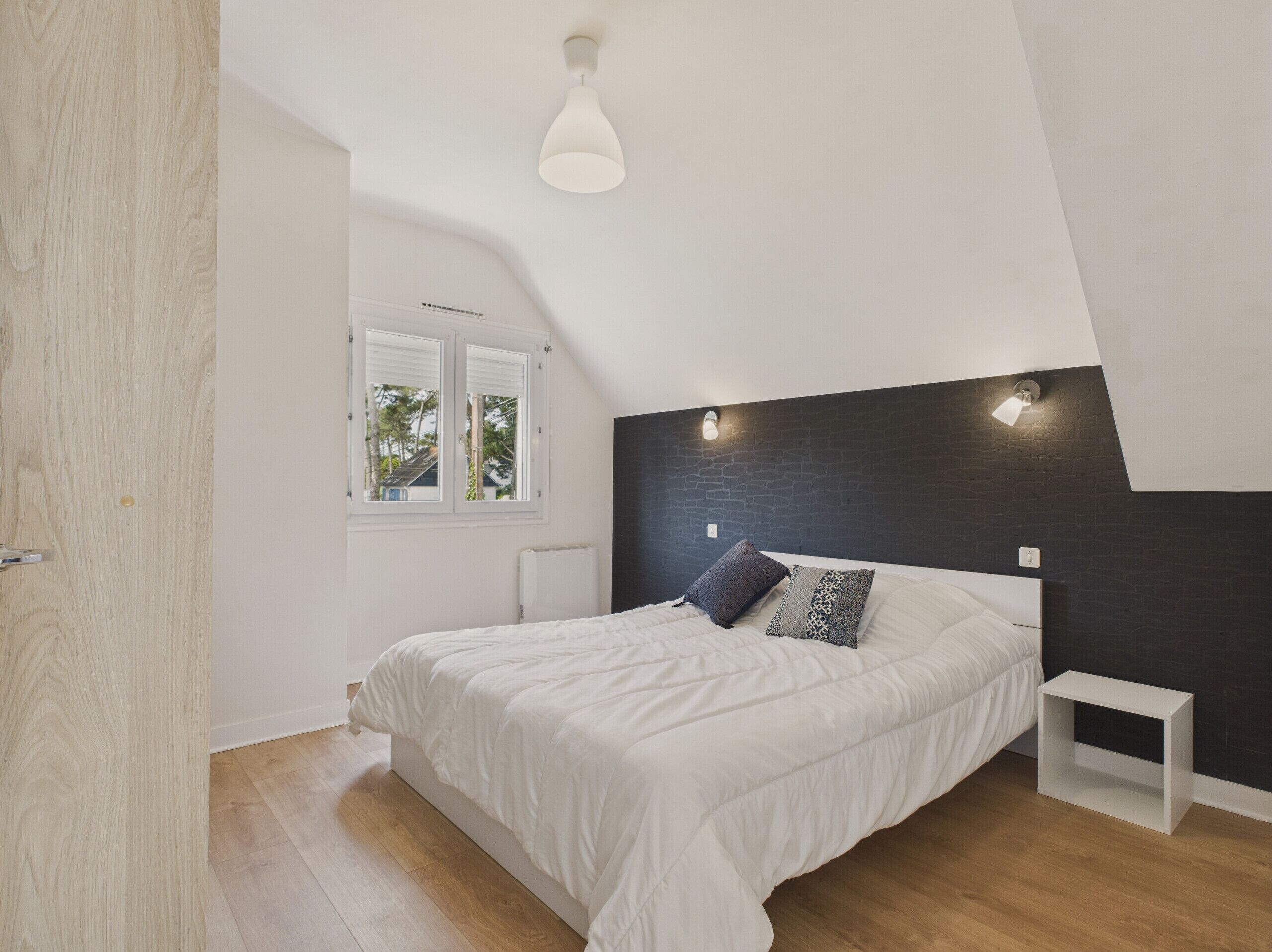 5 chambres, fer et planche à repasser, Wi-Fi gratuit