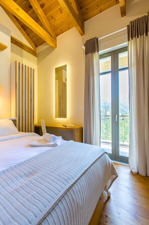 3 chambres, fer et planche Ă repasser, Wi-Fi, draps fournis