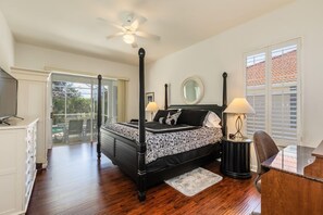 3 bedrooms, desk, free WiFi, bed sheets - Enjoy your family vacation in this lovely home (Marco Island)