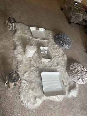 Combined shower/bathtub