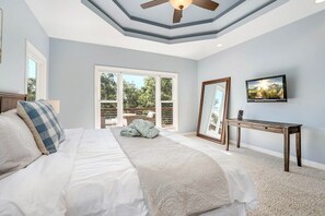 4 bedrooms, iron/ironing board, travel cot, WiFi - The Lake Escape - On Beaver Lake - Sleeps 15 (Garfield)