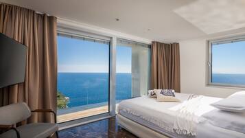 5 habitaciones, tabla de planchar con plancha y wifi gratis