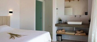 Villa Aetos Luxury Villa with Private Pool & Jacuzzi – Panoramic Ionian Sea Views