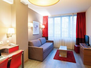 Select Comfort beds, in-room safe, desk, laptop workspace