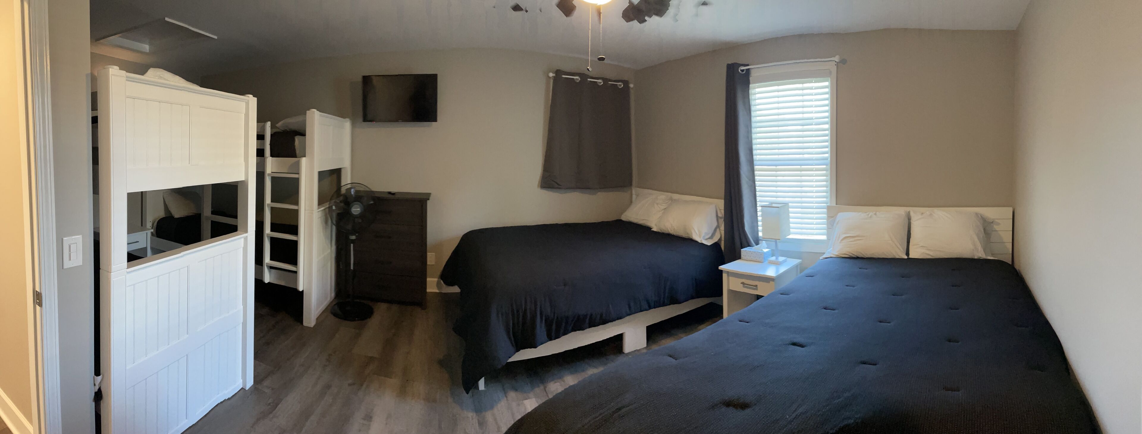 6 間睡房、熨斗/熨衫板、免費 Wi-Fi、床單