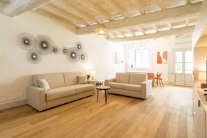 City Apartment (UNITA 5) - Palazzo Odescalchi  (Como)