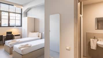 Condo Confort | Escritorio, insonorización, wifi gratis y ropa de cama