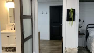 4 chambres, bureau, Wi-Fi gratuit, draps fournis