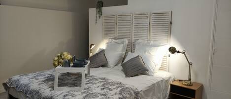 2 bedrooms, iron/ironing board, travel crib, free WiFi