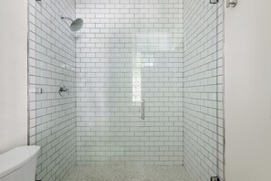 Hair dryer - Luxurious Escape in Downtown Charleston | Apollo (Charleston)