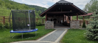 Pensiunea Bukov Voronet - Liniste in Bucovina