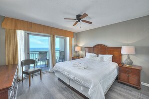 4 bedrooms, free WiFi, bed sheets, wheelchair access