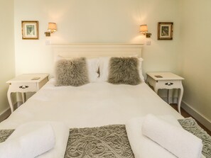 Casa de campo | 7 habitaciones, decoración personalizada y muebles diferentes 