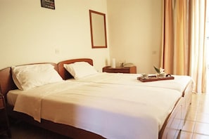 Desk, iron/ironing board, free WiFi, bed sheets