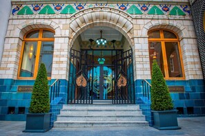Entrada al alojamiento