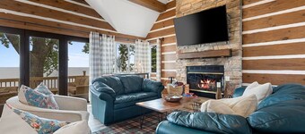 A beautiful bayside cottage perfect for family stays!