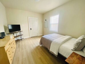 1 Schlafzimmer, Schreibtisch, kostenloses WLAN, Bettwäsche