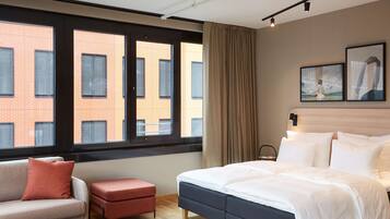 Habitación estándar (Family Four) | Ropa de cama hipoalergénica, cortinas opacas, sistema de insonorización