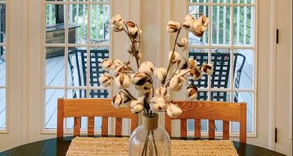 Master’s Rental. Beautiful 5 bedroom home in golf course community.