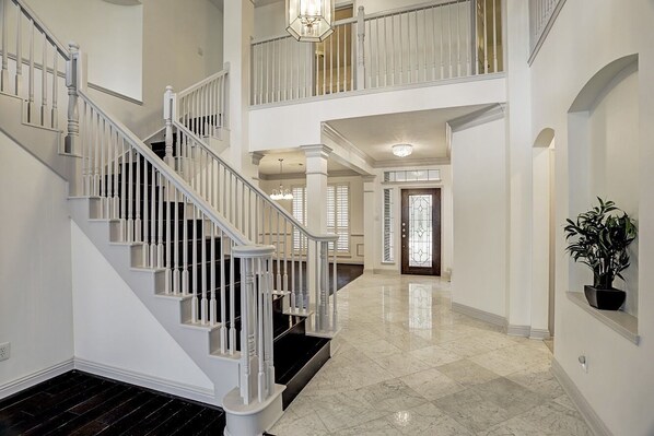 Interior - House is not available until November (KATY)