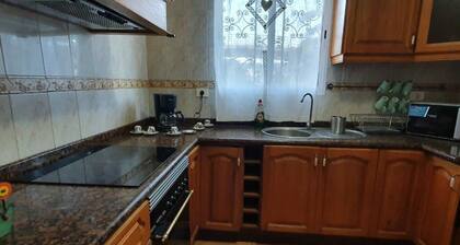 Complete house with terrace and barbecue with three bedrooms, three bathrooms.