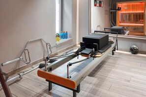 Fitness facility - Luxury villa with pool, sea view, 20 pax, Giardini Naxos, Sicily (Giardini-Naxos)