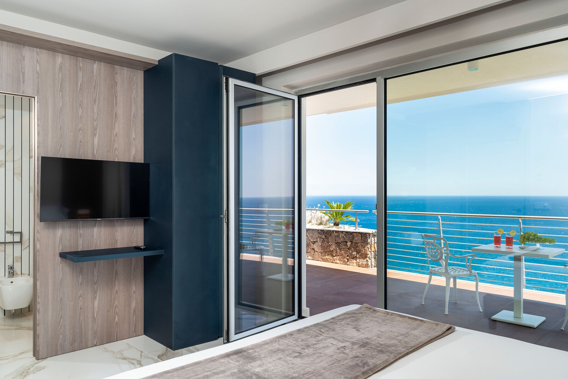 10 camere, una cassaforte in camera, ferro/asse da stiro, Wi-Fi gratuito