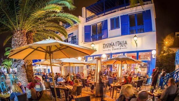 Outdoor dining - La Chalana, two bedroom apartment in El Charco de San Ginés (Arrecife)