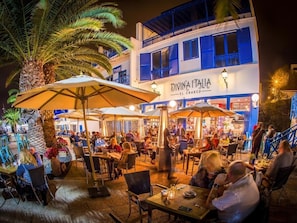 Outdoor dining - La Chalana, Two-Bedroom Apartment in El Charco de San Ginés (Arrecife)