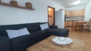 TV - La Chalana, two bedroom apartment in El Charco de San Ginés (Arrecife)