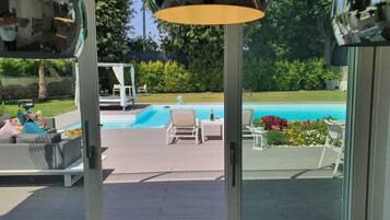 Innenpool, Außenpool