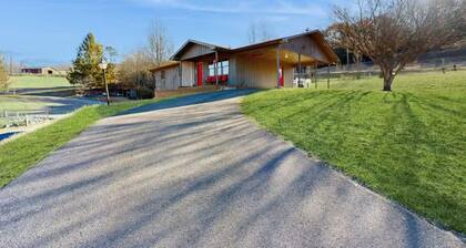 Mini Farm Stay with Animals - Near Asheville