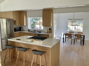 Dining tables, kitchen islands