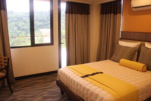 Room - Splendido Tagaytay Hotel and Country Club (Tagaytay)