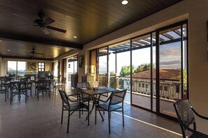 Dining - Splendido Tagaytay Hotel and Country Club (Tagaytay)