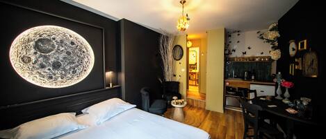 1 bedroom, free WiFi, bed sheets