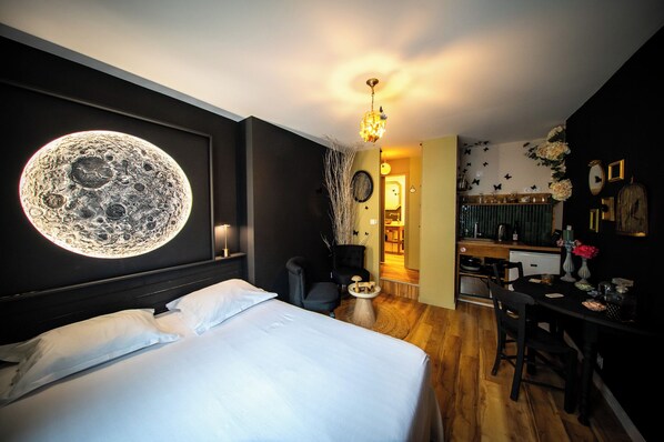 1 bedroom, free WiFi, bed sheets