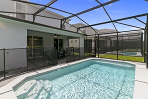 Beheizter Pool