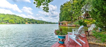 Wheelhouse on Windsor Private Dock + Trails + Kayaks + Bike shop + Fire Pit.