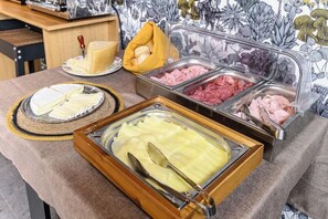 Dining - Hotel Central Lodge (Rome)