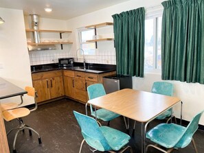 Dining - University Inn (Corvallis)
