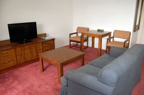 Room - University Inn (Corvallis)