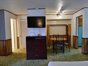 Room - University Inn (Corvallis)