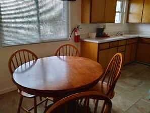 Dining - University Inn (Corvallis)