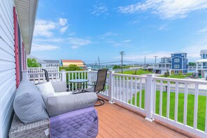 Property grounds - Sunrise Bay View Vibes • 4BR/2.5BA • Walk to Harpoon Hanna’s • 1 Mile to Beach (Selbyville)