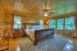 3 habitaciones, escritorio, wifi gratis y ropa de cama 