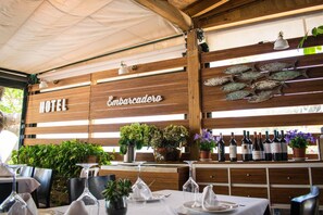 Dining - Hotel Embarcadero De Calahonda (Motril)