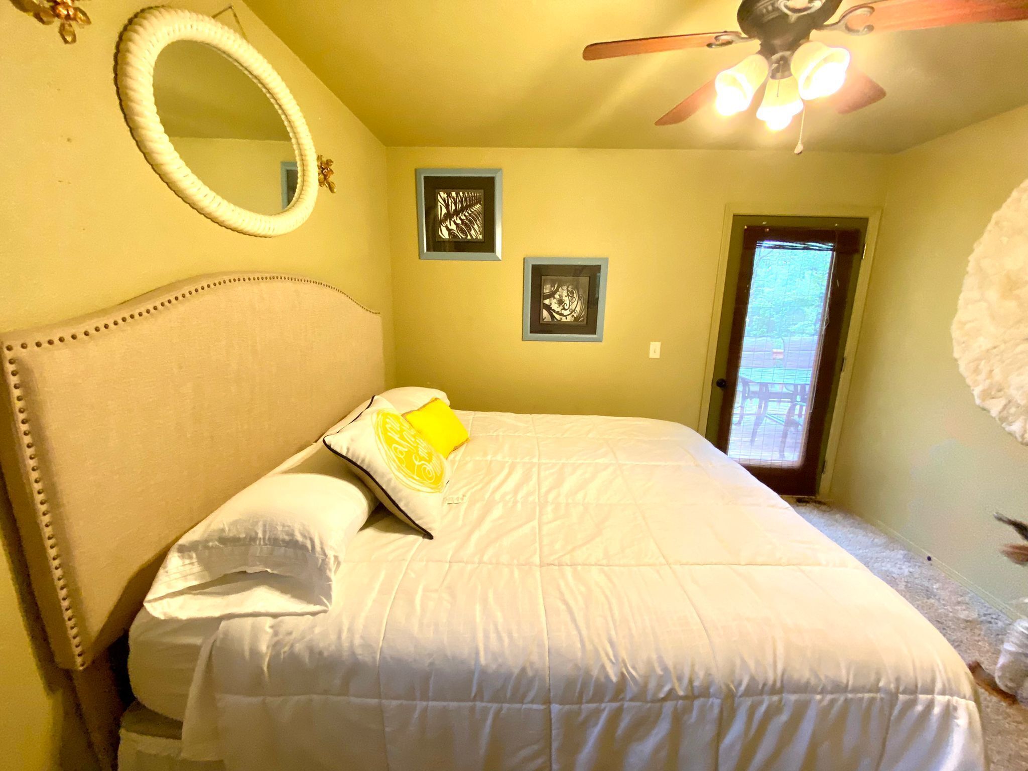 3 chambres, fer et planche à repasser, Wi-Fi, draps fournis